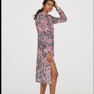 H&M floral long sleeve midi  dress
